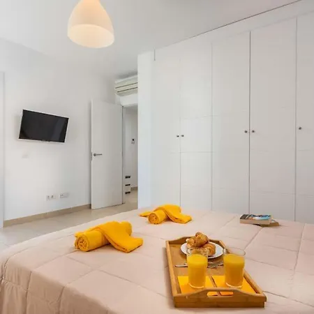 Playa De Fanabe Sleeps 8 With Pool Air Con And Wifi Villa Costa Adeje (Tenerife)