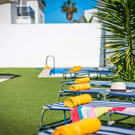 Playa De Fanabe Sleeps 8 With Pool Air Con And Wifi Villa Costa Adeje (Tenerife)